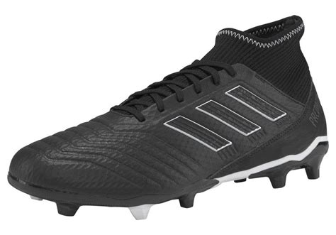 schwarzer adidas fußballschuh|Schwarz .